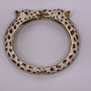 Vintage Giraffe-Themed Gold-Tone Hinged Bangle Bracelet Enamel Animal Design